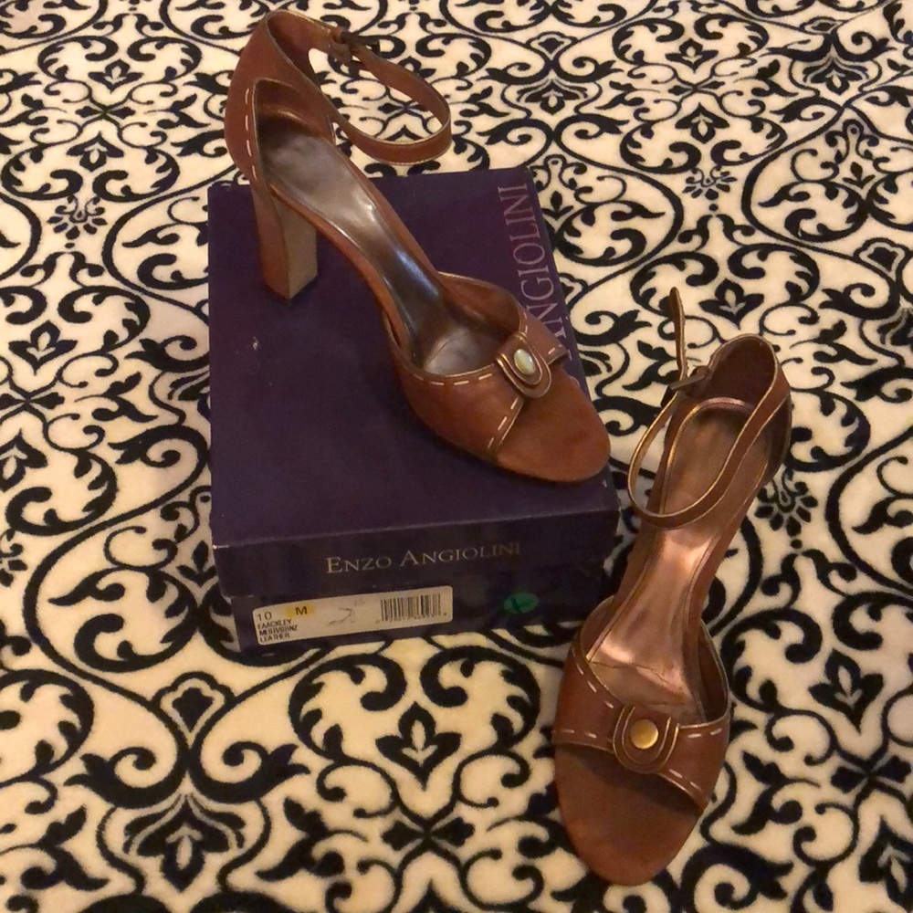 🔥Price drop🔥Enzo Angiolini leather heels size 10